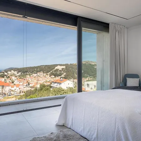 Villa Infinity