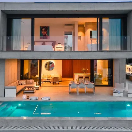 Infinity * Hvar Town