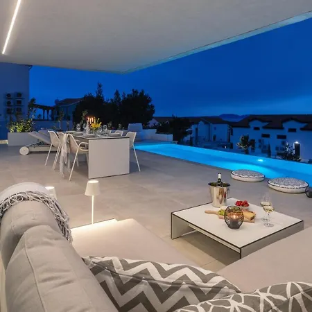 Infinity Villa Hvar Town