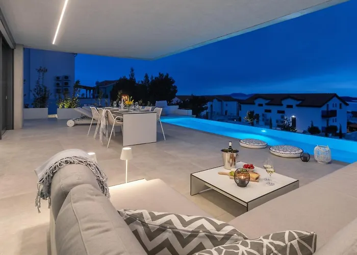 Infinity Villa Hvar Town