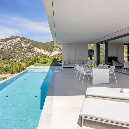 Infinity וילה חוואר