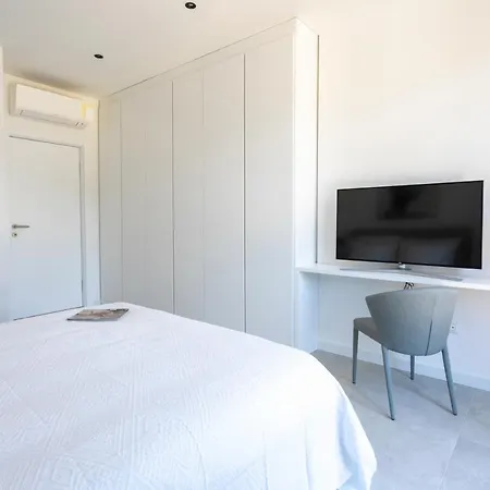 Villa Infinity