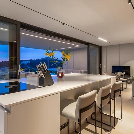 Infinity * חוואר