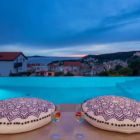 Infinity * Hvar Town
