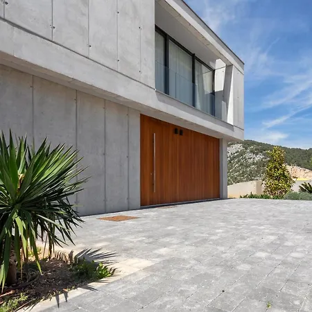 Infinity * 赫瓦尔