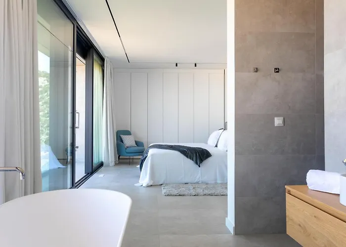 Infinity Βίλα Χβαρ