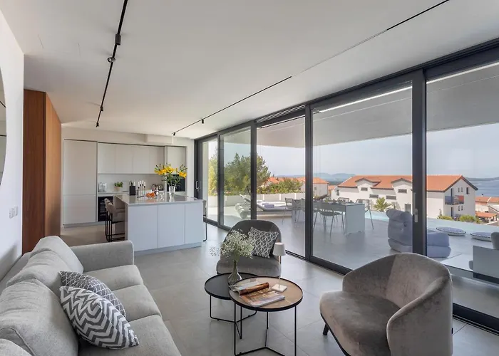 Infinity Villa Hvar Town